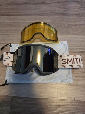 Smith Snow Goggles with Yellow Replacement Lens